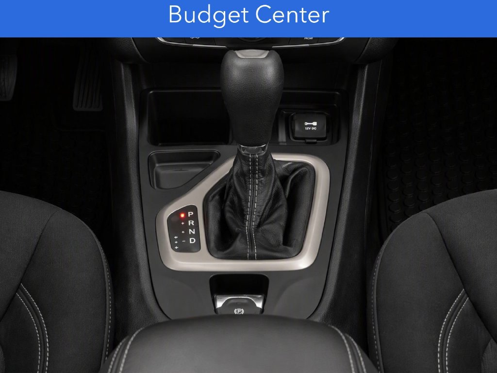 Used 2016 Jeep Cherokee Latitude w/ Cold Weather Group FWD image 16