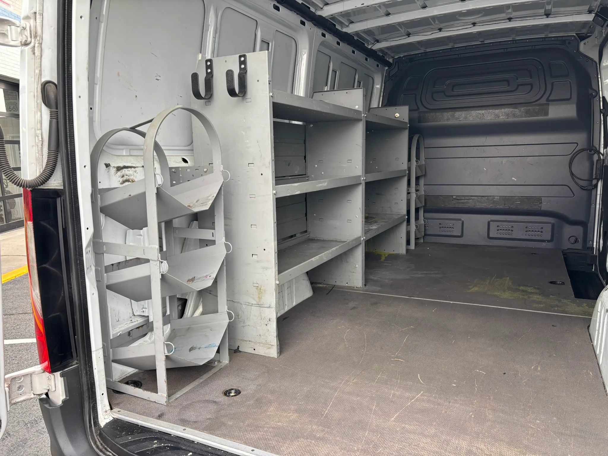 Used 2020 Mercedes-Benz Sprinter 1500 image 10