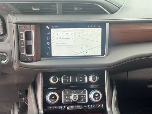 Used 2024 GMC Yukon Denali Ultimate image 28