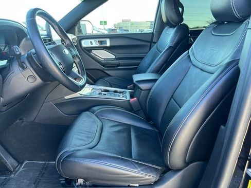 Used 2020 Ford Explorer ST w/ Premium Technology Package image 14