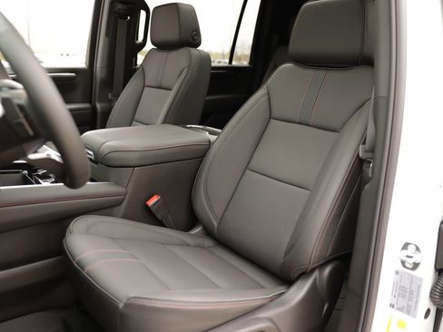 New 2026 Chevrolet Suburban RST w/ Comfort Package AWD/4WD image 25