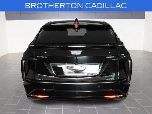 Certified 2024 Cadillac Lyriq Tech w/ Driver Assist Package AWD/4WD image 5