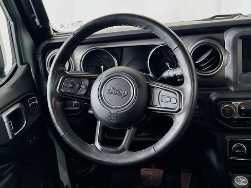 Used 2023 Jeep Wrangler Unlimited w/ Cold Weather Group AWD/4WD image 18