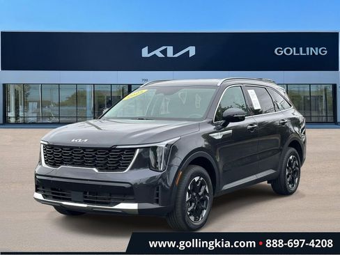 Certified 2025 Kia Sorento S AWD/4WD image 5