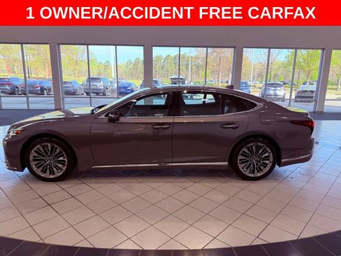 Used 2023 Lexus LS 500 w/ Accessory Package (Z2) image 5