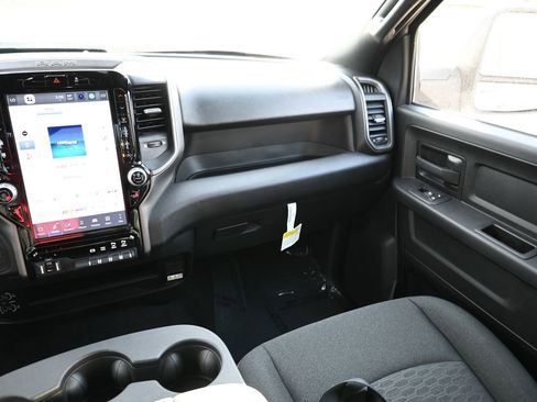 New 2025 RAM 2500 Tradesman AWD/4WD image 27