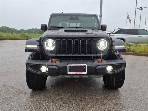 Used 2026 Jeep Gladiator Mojave AWD/4WD image 25