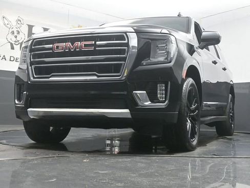 Used 2023 GMC Yukon XL SLT image 4