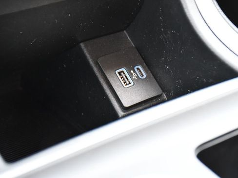 Used 2024 Ford Edge SE w/ Black Appearance Package AWD/4WD image 29