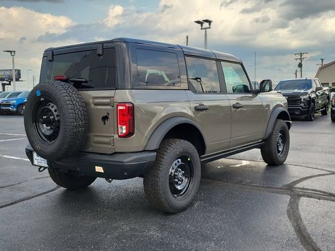 New 2026 Ford Bronco Big Bend w/ Black Diamond Package AWD/4WD image 4