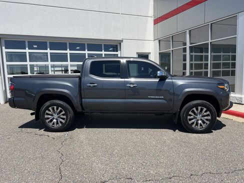 Used 2023 Toyota Tacoma Limited AWD/4WD image 20