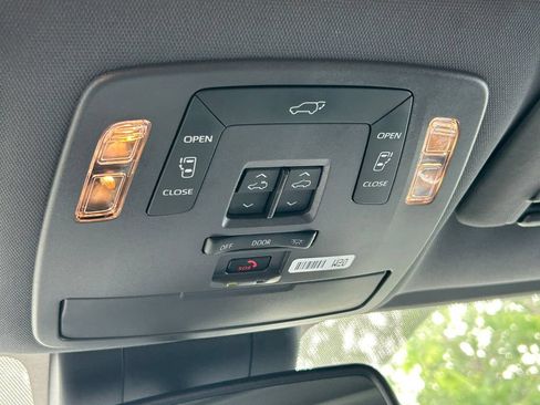 Certified 2023 Toyota Sienna XSE w/ XSE Plus Package AWD/4WD image 20