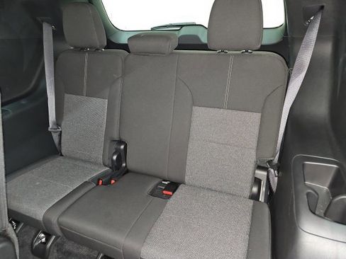 Used 2025 GMC Acadia Elevation image 4