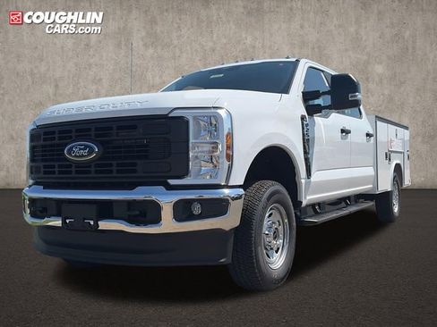 New 2026 Ford F250 4x4 Crew Cab Super Duty image 3