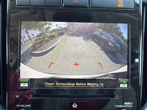 Used 2020 Subaru Ascent Limited image 33