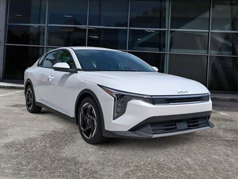 New 2026 Kia K4 GT-Line Turbo FWD image 2