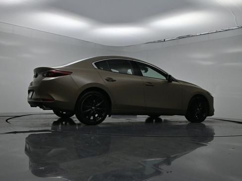 Used 2024 MAZDA MAZDA3 s image 24