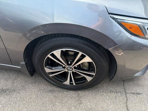 Used 2022 Nissan Sentra SV FWD image 4