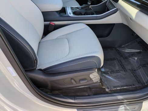 New 2026 Kia Carnival SX Prestige image 52