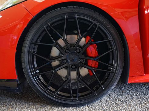 Used 2024 Chevrolet Corvette Stingray Coupe w/ 1LT image 23