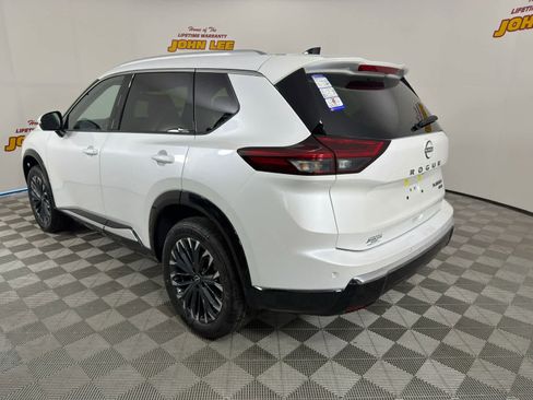 New 2026 Nissan Rogue Platinum w/ Platinum Premium Package AWD/4WD image 3