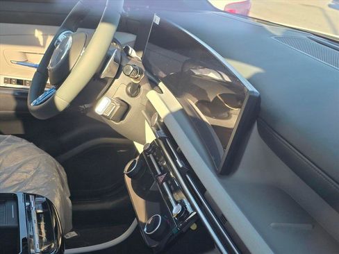 New 2026 Hyundai Tucson Limited image 10