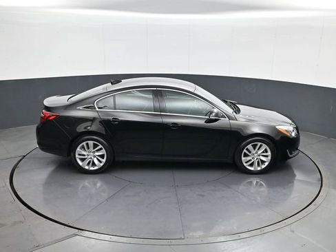 Used 2016 Buick Regal Premium image 16