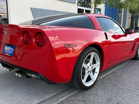 Used 2007 Chevrolet Corvette Coupe RWD image 8