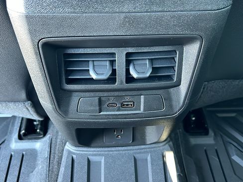 New 2026 Chevrolet Colorado Z71 w/ Technology Package AWD/4WD image 16