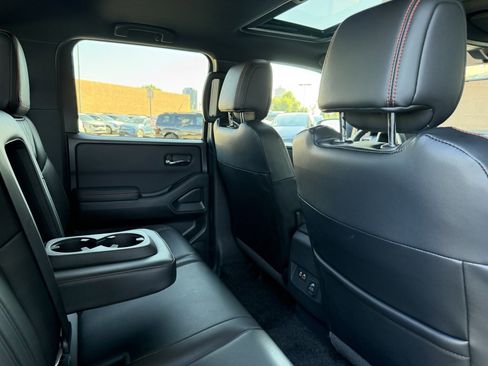 Used 2023 Nissan Frontier Pro-X w/ Pro-X Premium Package image 40