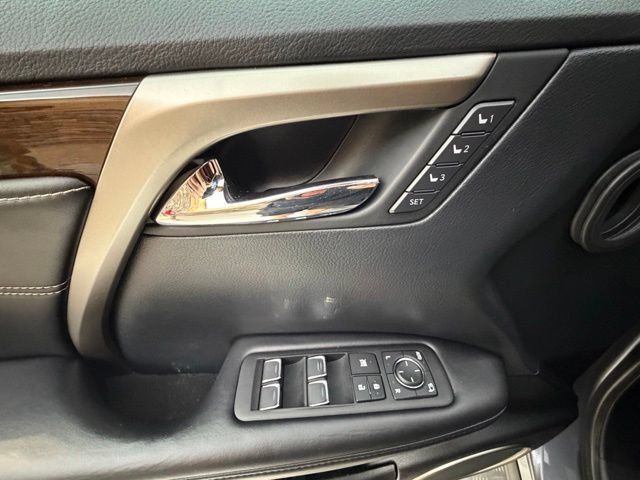 Used 2019 Lexus RX 350 AWD w/ Navigation Package image 28