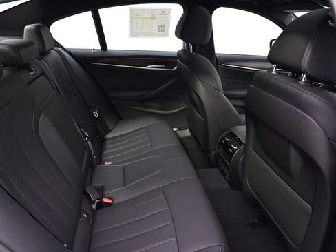 Used 2023 BMW 540i w/ Convenience Package RWD image 19
