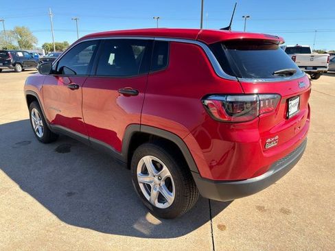 New 2024 Jeep Compass Sport image 10