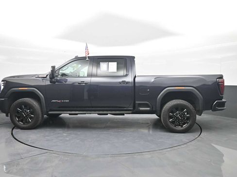Used 2024 GMC Sierra 2500 AT4 w/ AT4 Premium Plus Package AWD/4WD image 5