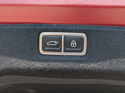 Used 2025 Hyundai Sonata Limited image 14