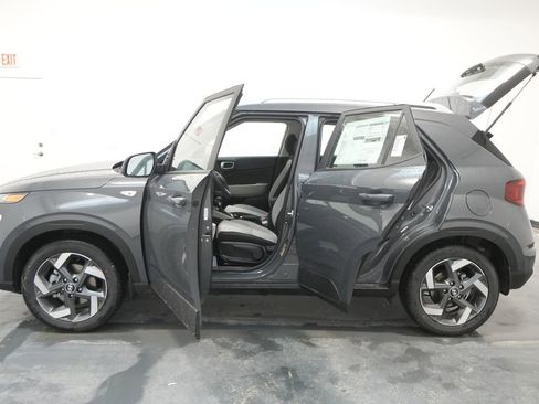 New 2026 Hyundai Venue SEL image 23