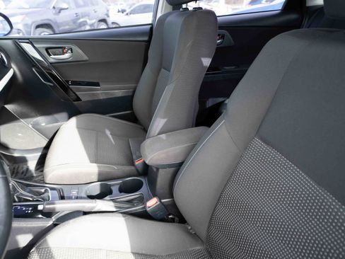 Used 2018 Toyota Corolla iM image 10