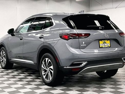 Used 2022 Buick Envision Essence w/ Safety Package image 2