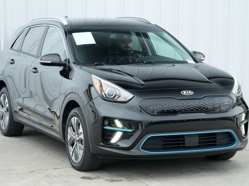 Used 2020 Kia Niro EX image 50