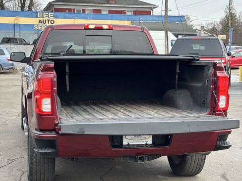 Used 2017 Chevrolet Silverado 1500 LTZ Z71 image 11