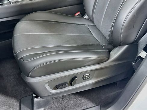 Certified 2027 INFINITI QX60 Luxe w/ Cargo Package AWD/4WD image 26