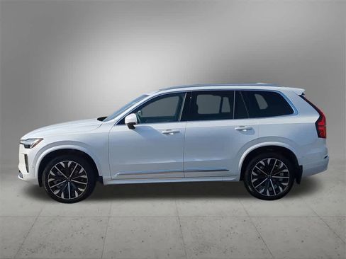 Used 2026 Volvo XC90 B6 Plus w/ Protection Package image 3