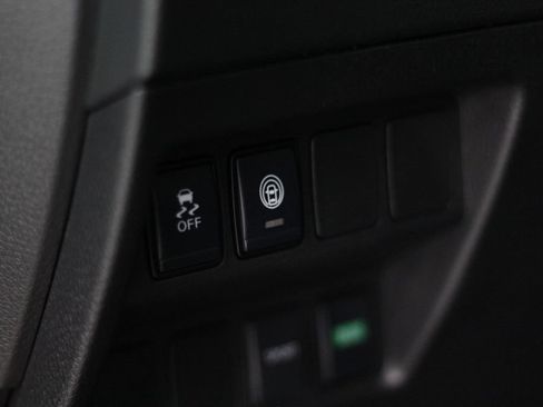 Used 2020 Nissan Rogue Sport S FWD image 42