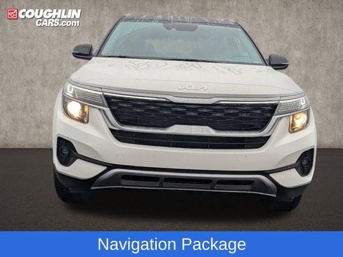 Used 2023 Kia Seltos S w/ Navigation Package image 3