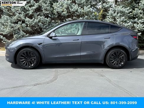 Used 2023 Tesla Model Y Long Range AWD/4WD image 4