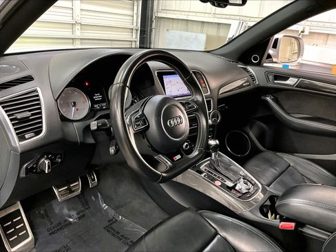 Used 2016 Audi SQ5 Premium Plus w/ Technology Package image 17