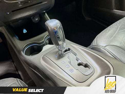 Used 2019 Dodge Journey Crossroad FWD image 18