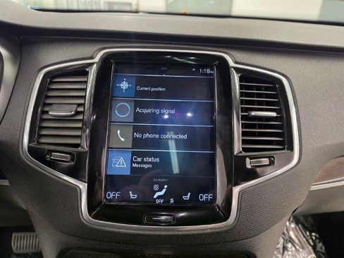 Used 2018 Volvo XC90 T5 Momentum w/ Convenience Package AWD/4WD image 16