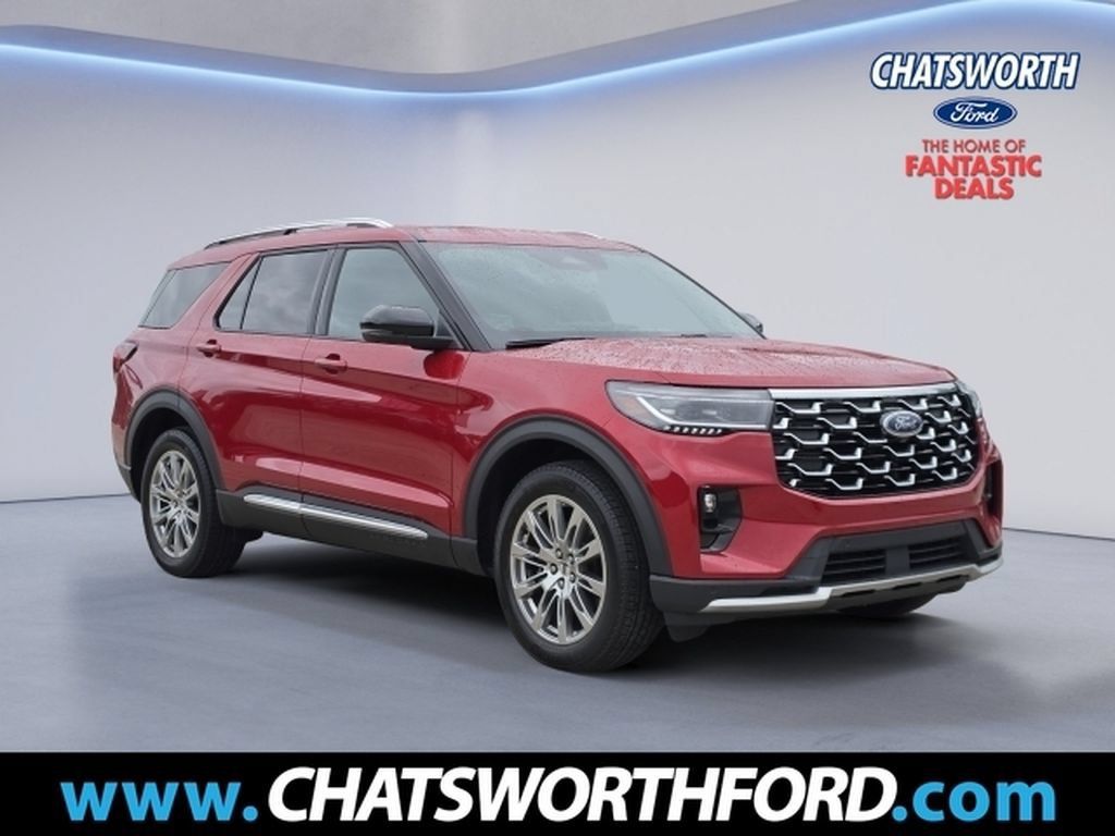 Used 2025 Ford Explorer Platinum AWD/4WD image 1