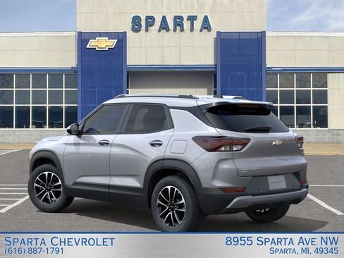 New 2026 Chevrolet TrailBlazer LT w/ Convenience Package AWD/4WD image 3